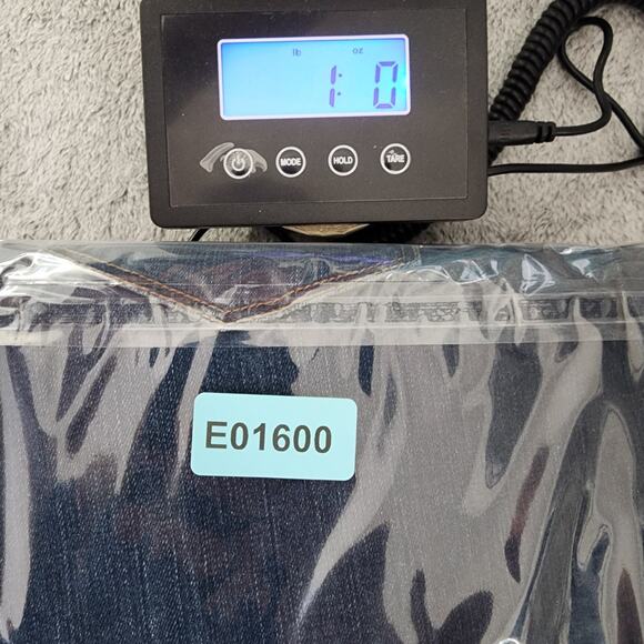 Maurices Jeans Womens M SHORT Blue Dark Wash Mid Rise Skinny Jegging Stretch - Picture 11 of 11